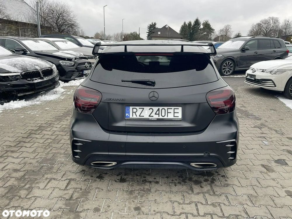 Mercedes-Benz Klasa A 160 7G-DCT AMG Line - 3