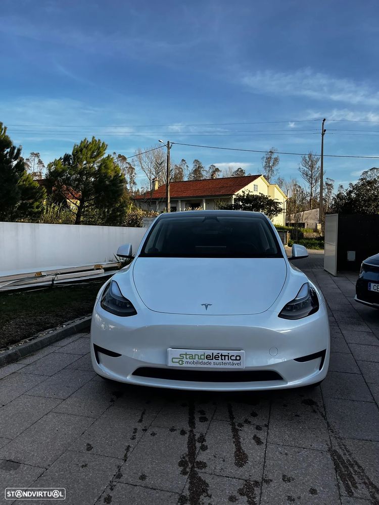 Tesla Model Y Standard - 1