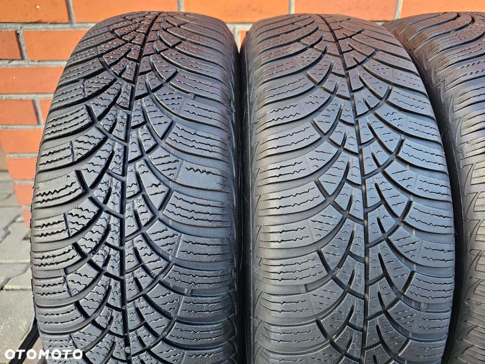 (A49) 175/65R14 82T 5,5mm / GoodYear UltraGrip 9 - 3