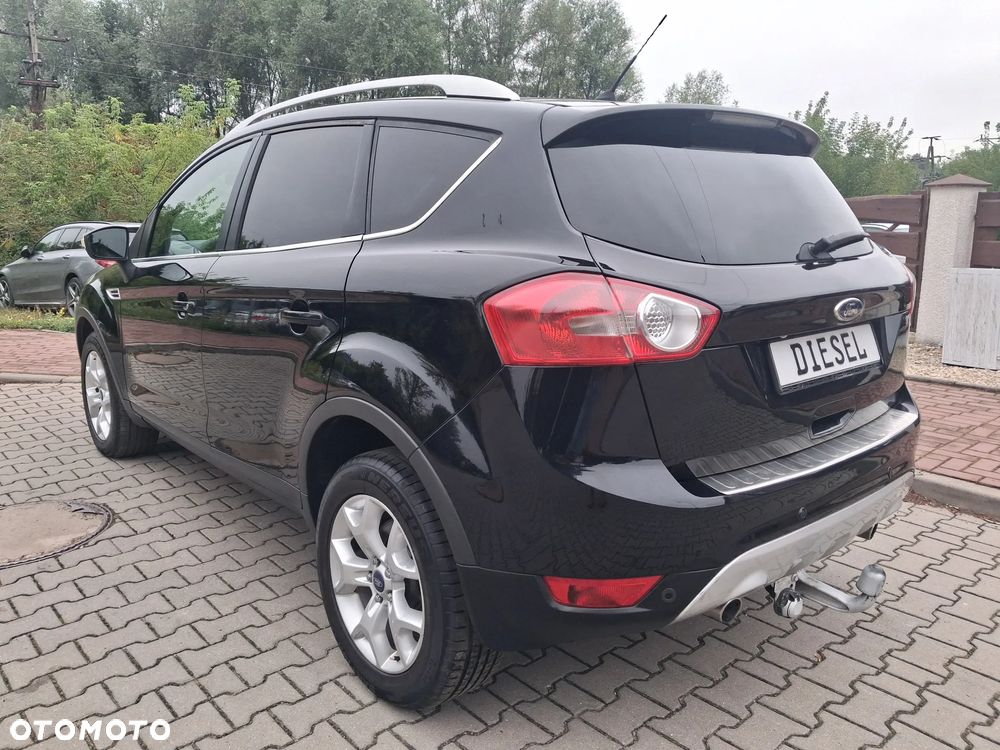 Ford Kuga 2.0 TDCi 2x4 Titanium - 10