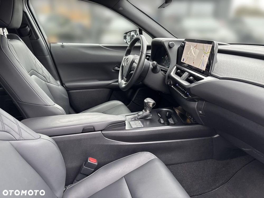 Lexus UX 250h GPF F Sport Design 2WD - 21