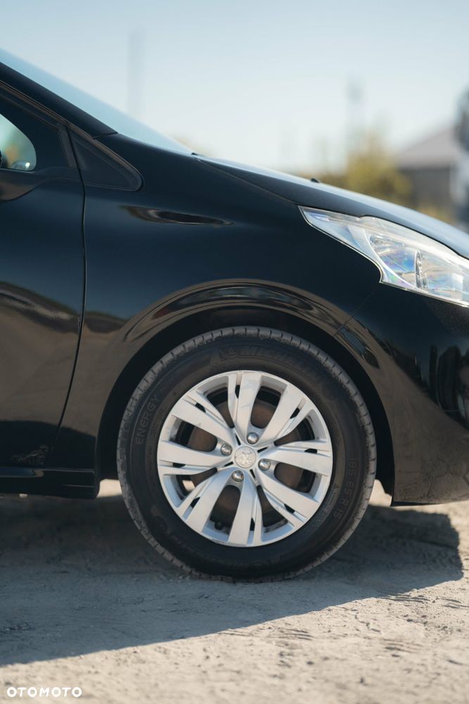Peugeot 208 1.2 PureTech Active - 5