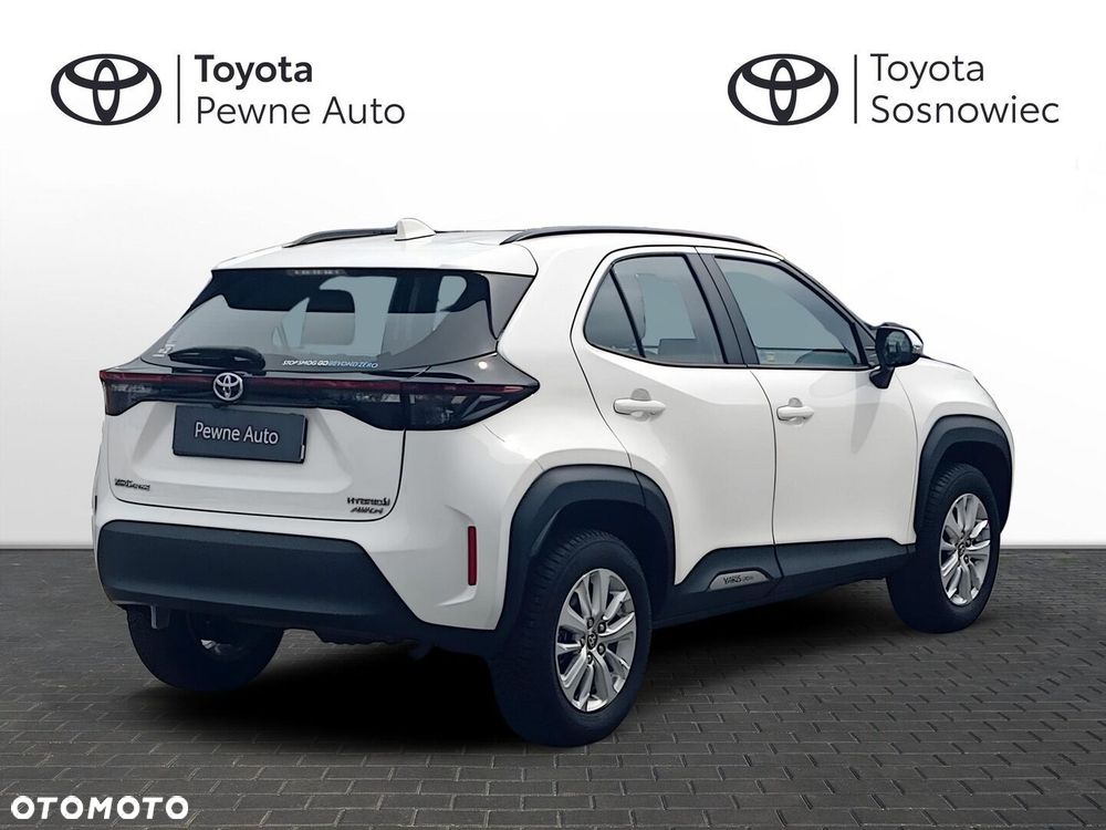 Toyota Yaris Cross Hybrid 1.5 Comfort 4x4 - 6