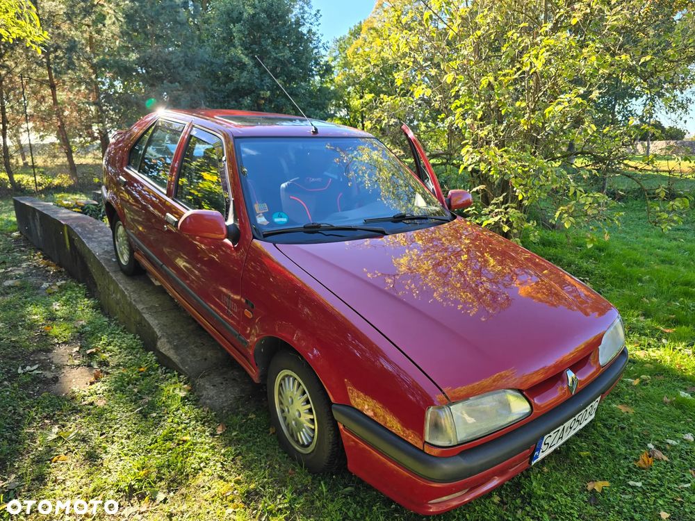 Renault 19 - 23