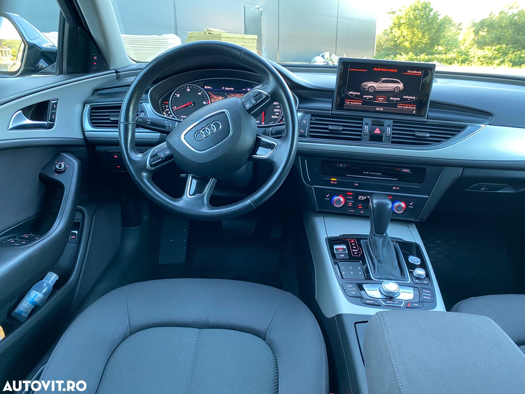 Audi A6 Avant 2.0 TDI Ultra DPF S tronic - 8