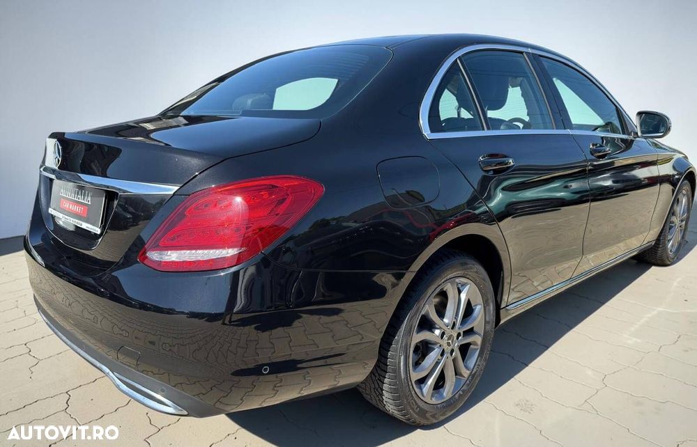 Mercedes-Benz C - 17