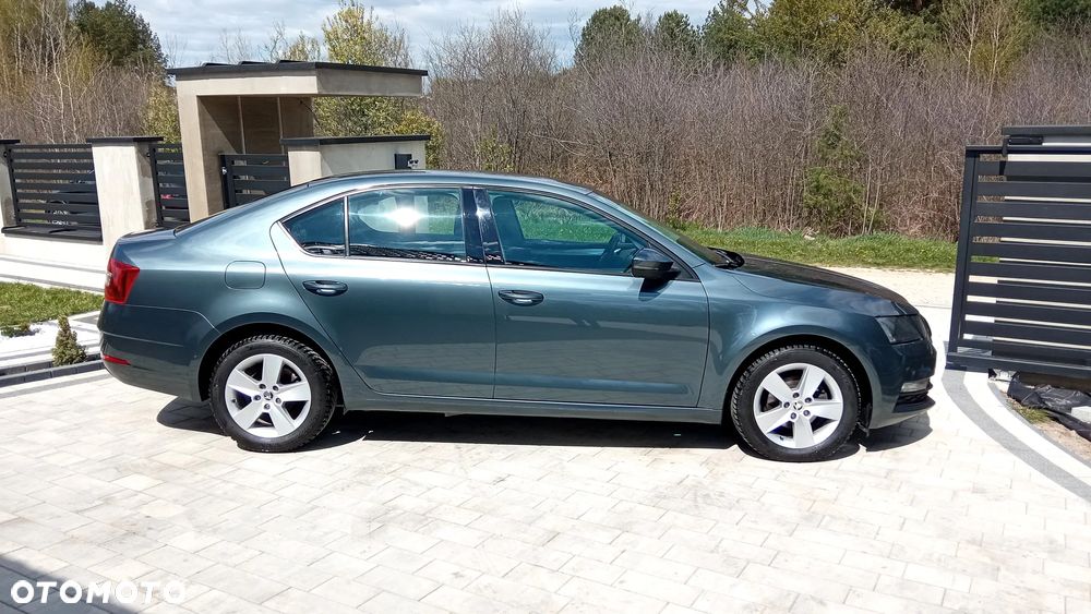 Skoda Octavia 1.6 TDI Ambition - 11