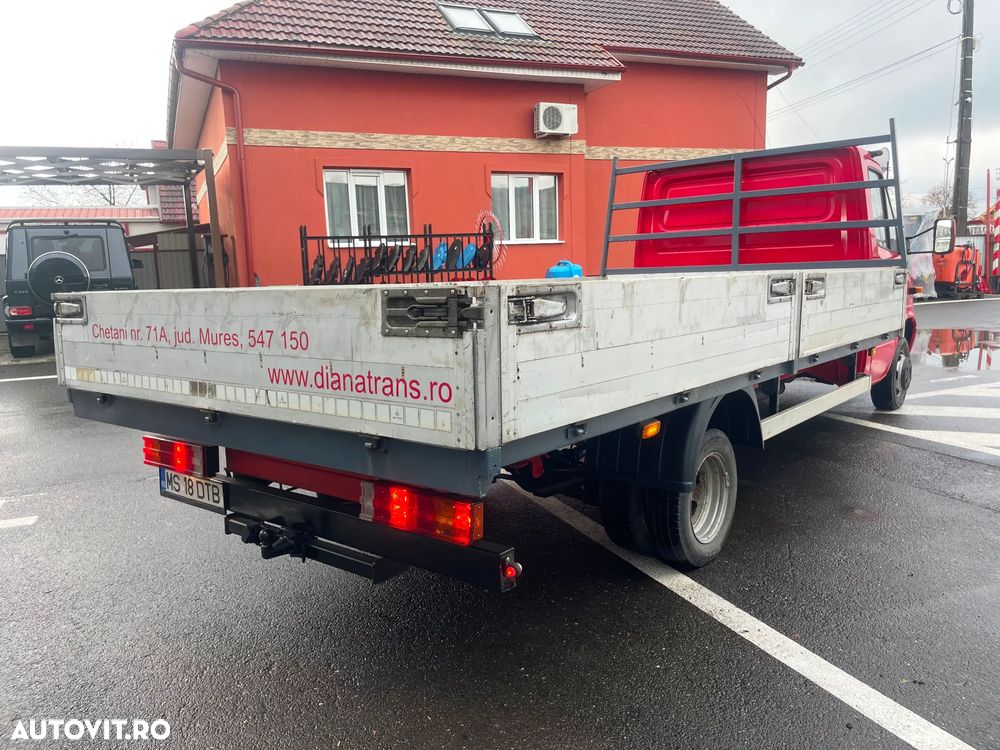 Mercedes-Benz Sprinter - 5