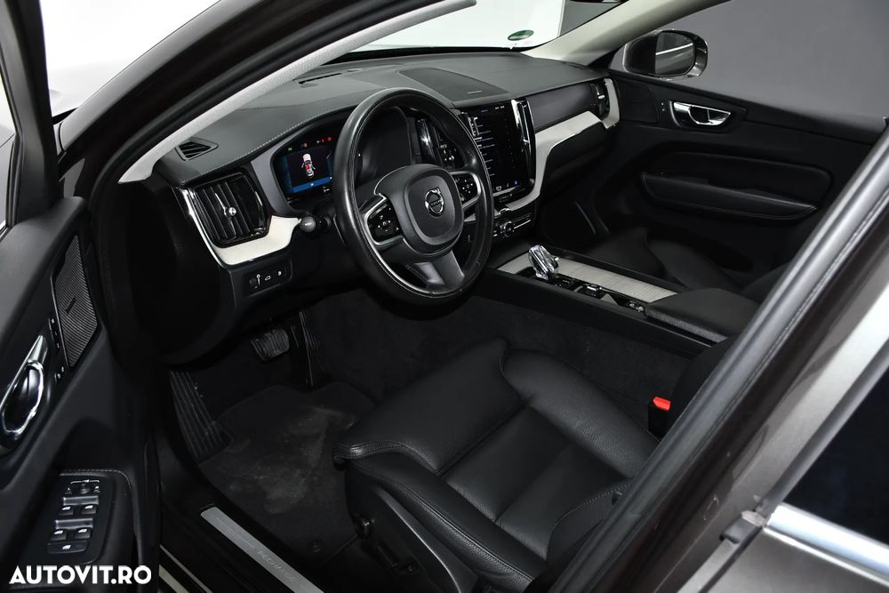 Volvo XC 60 T6 AWD Recharge Geartronic Inscription - 11