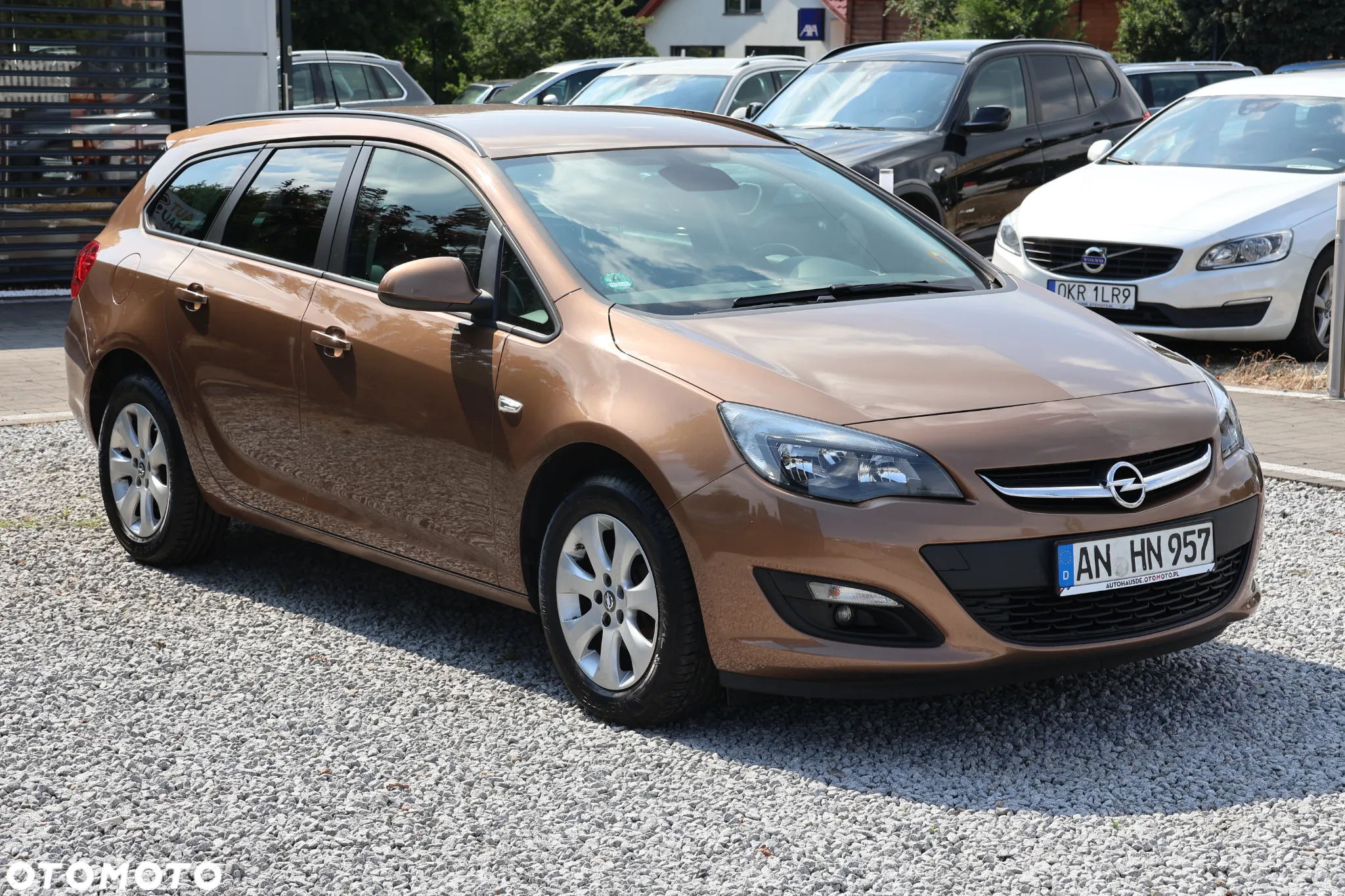 Opel Astra 1.4 Turbo Sports Tourer Exklusiv - 2