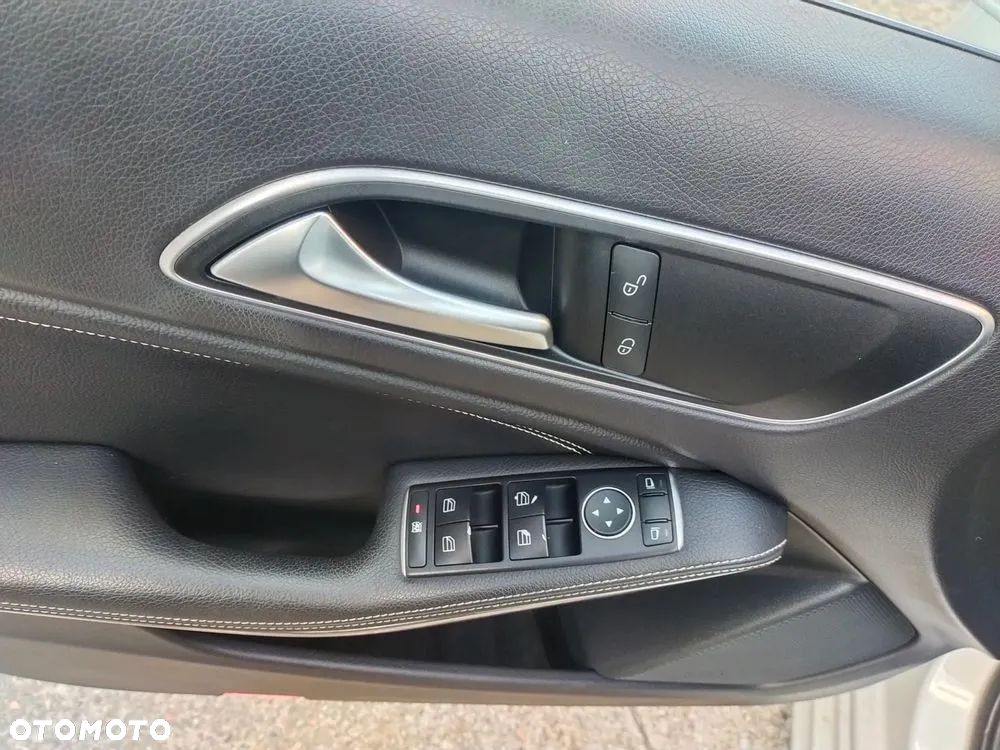 Mercedes-Benz Klasa A 200 CDI 7G-DCT Style - 16