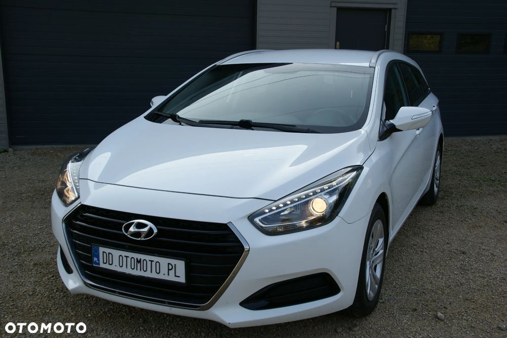 Hyundai i40 Kombi blue 1.6 Classic - 4