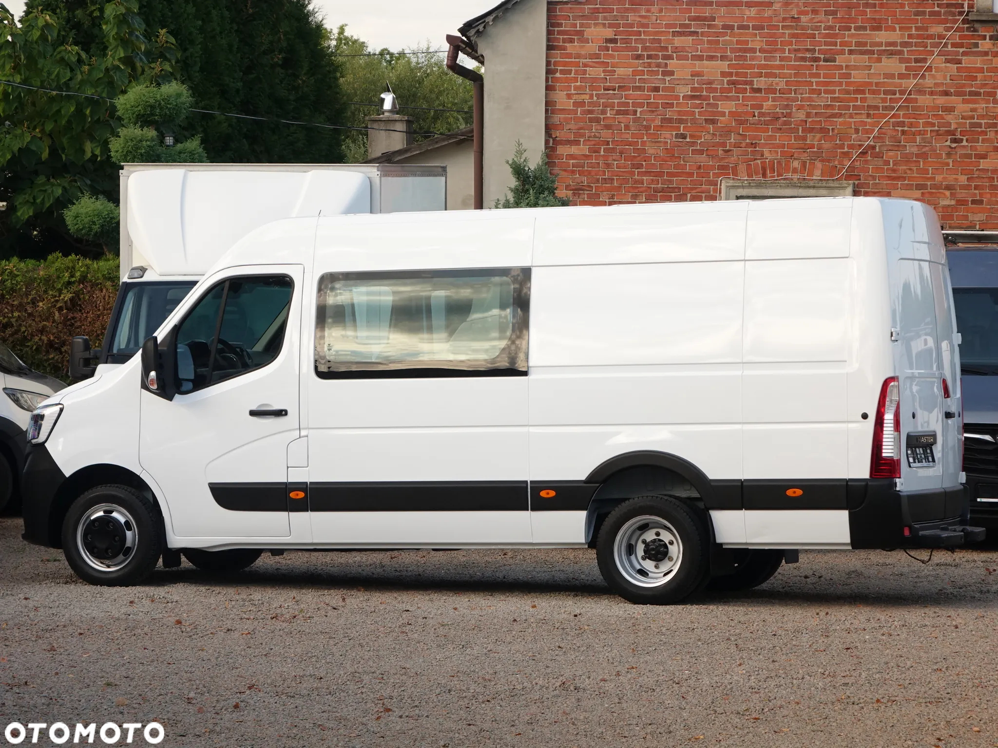 Renault Master IV 6-osobowy BRYGADÓWKA NA BLIŹNIAKU - 4