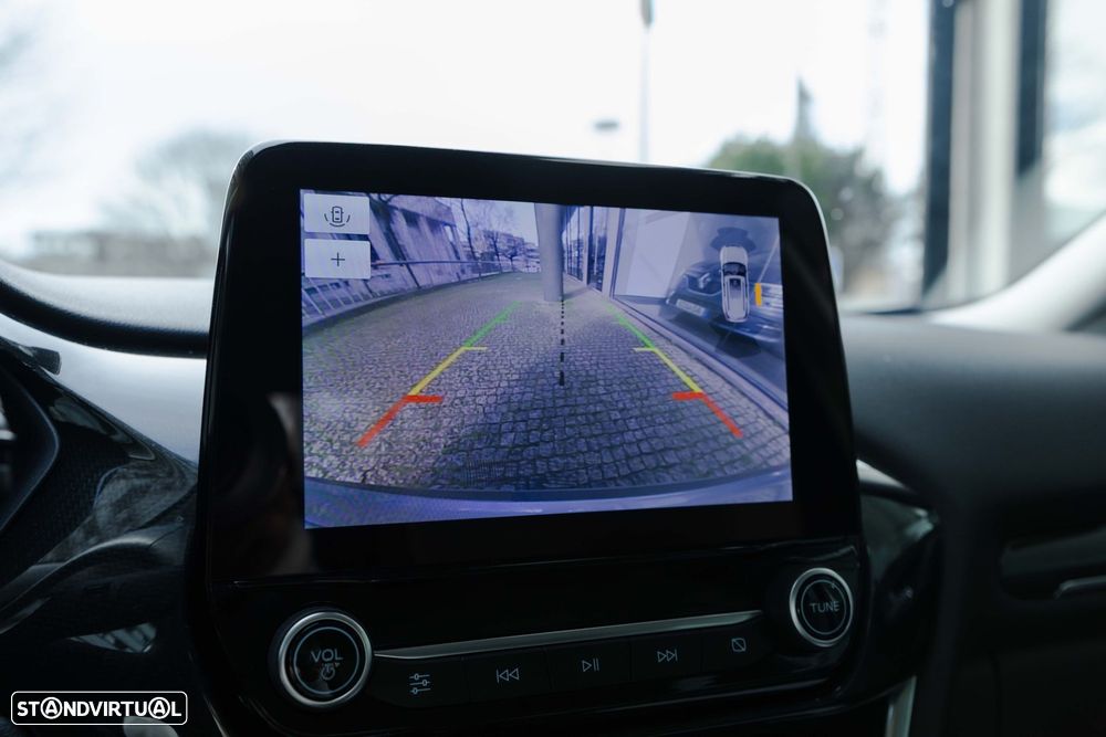 Ford Puma 1.0 EcoBoost MHEV Titanium - 23