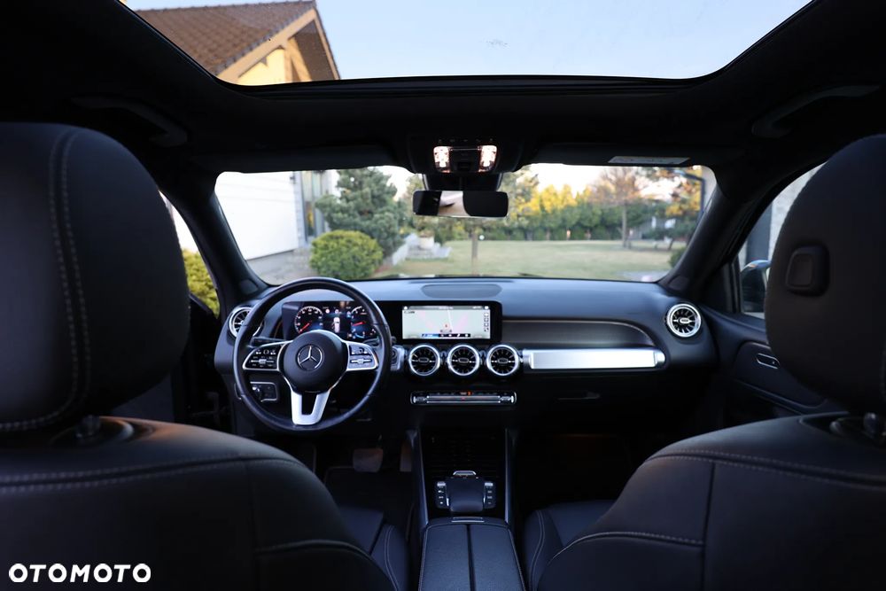 Mercedes-Benz GLB - 21