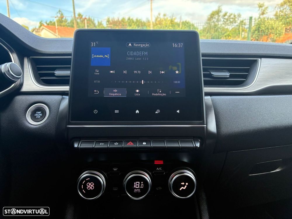 Renault Captur - 16