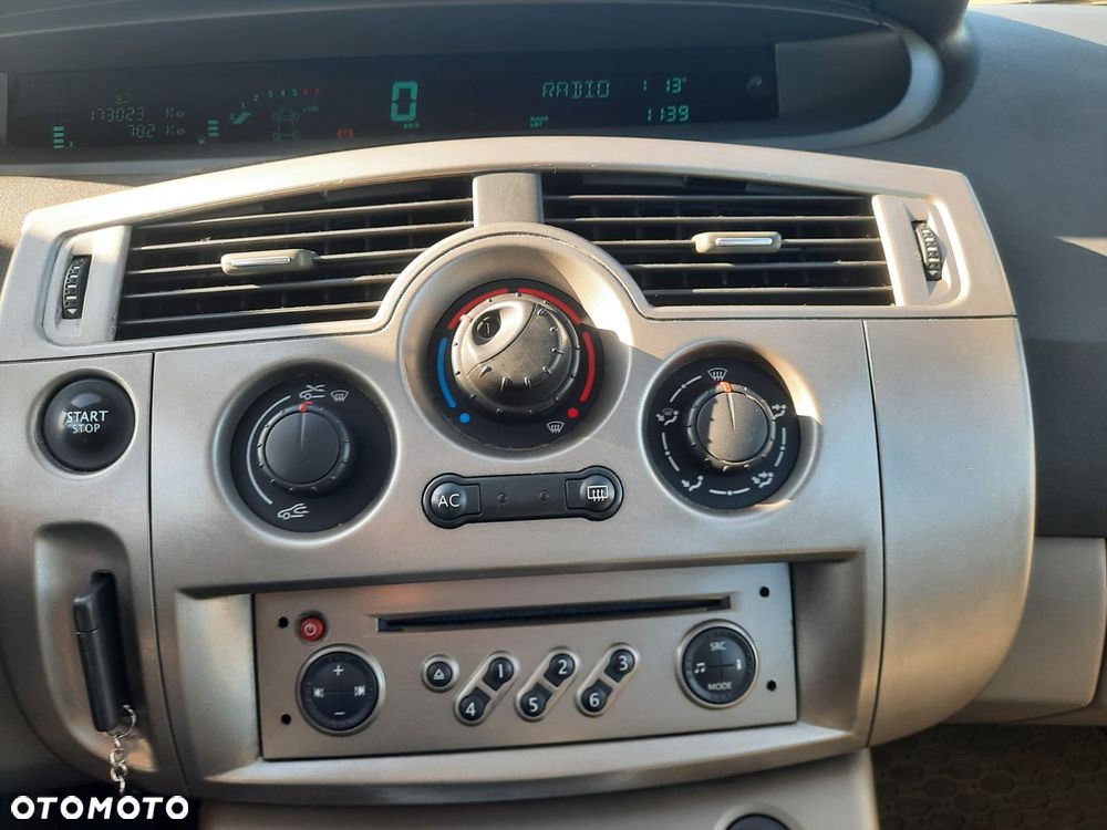 Renault Scenic - 6