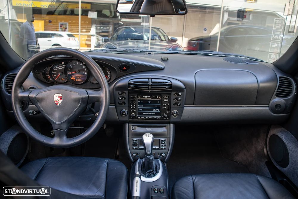 Porsche 911 (996) Turbo - 11