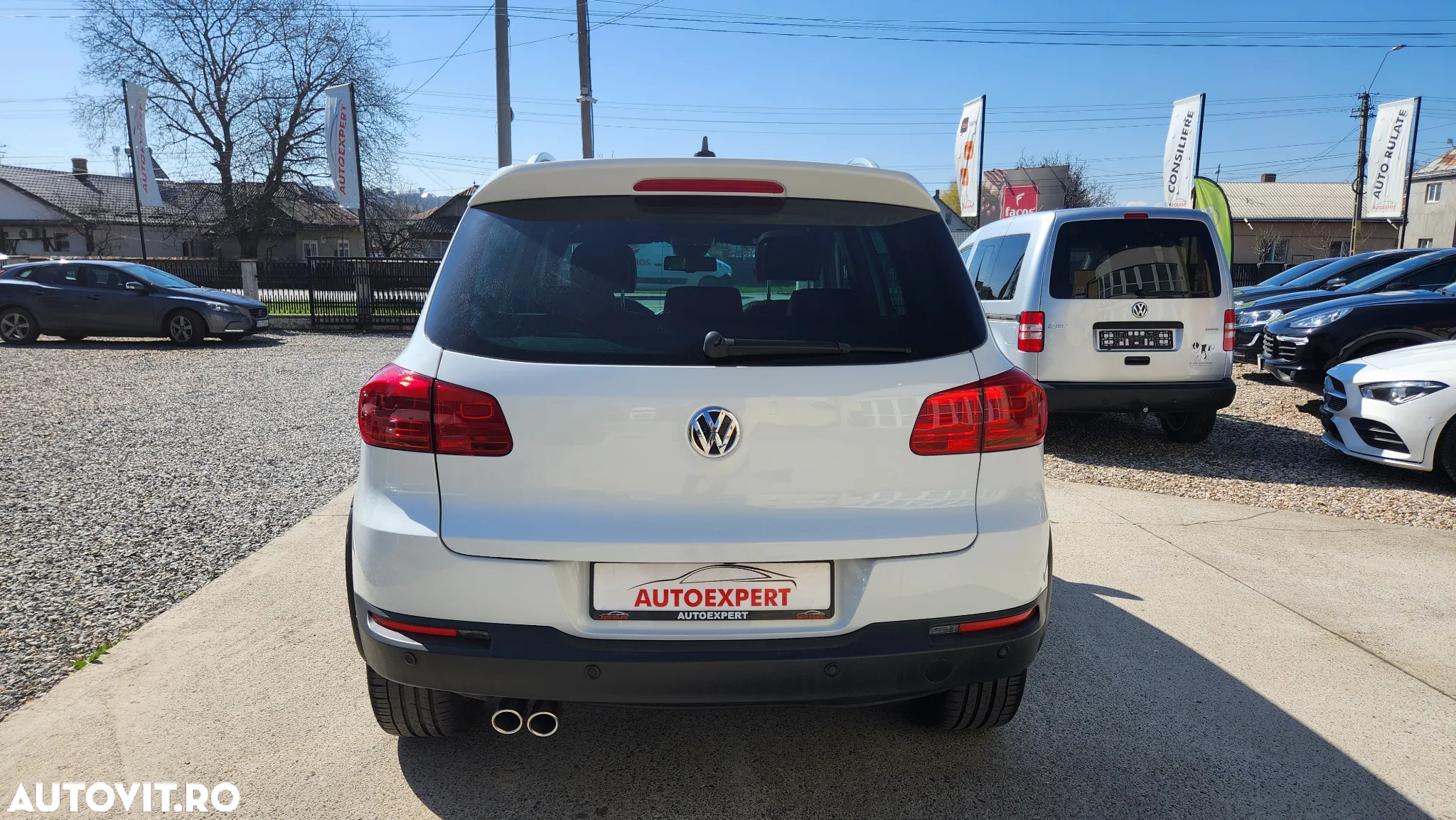 Volkswagen Tiguan 2.0 TDI DPF 4Motion BlueMotion Technology DSG Exclusive - 10