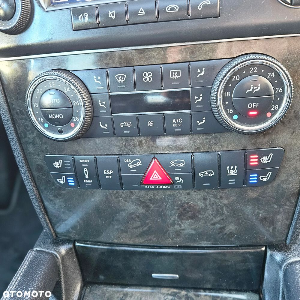 Mercedes-Benz ML - 21