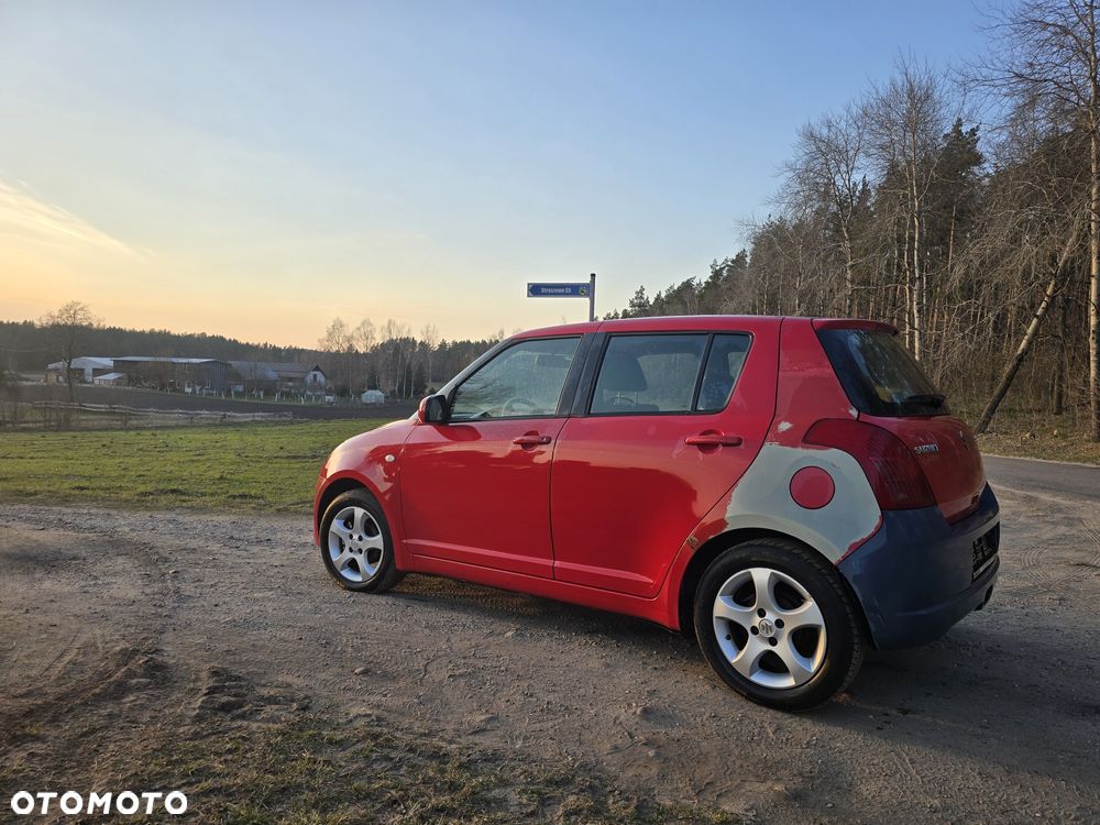 Suzuki Swift - 2