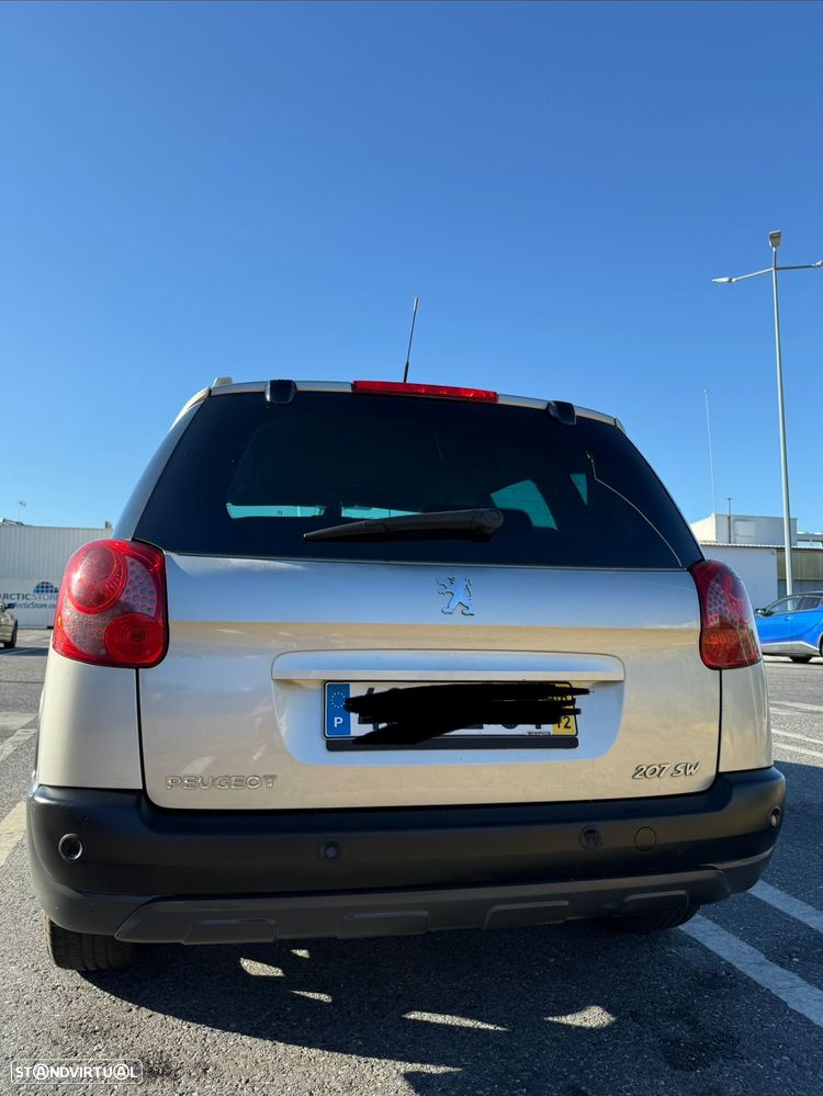 Peugeot 207 SW 1.6 HDi Outdoor - 6