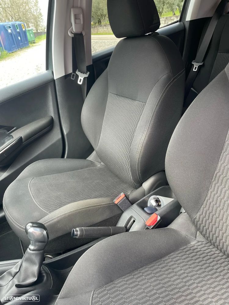 Peugeot 208 1.2 PureTech Style - 9