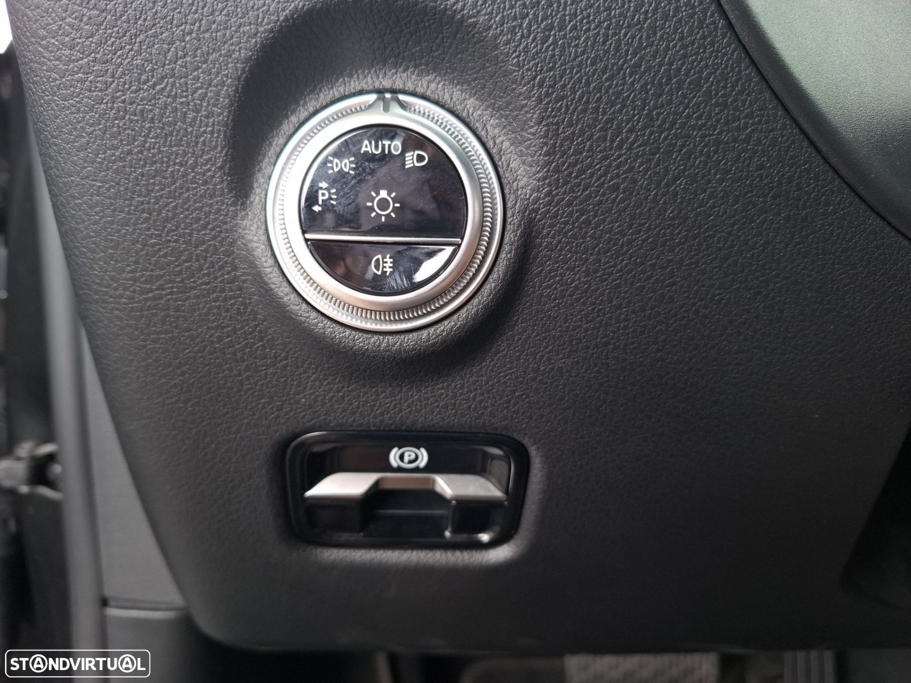 Mercedes-Benz c-220 d Avantgarde - 20