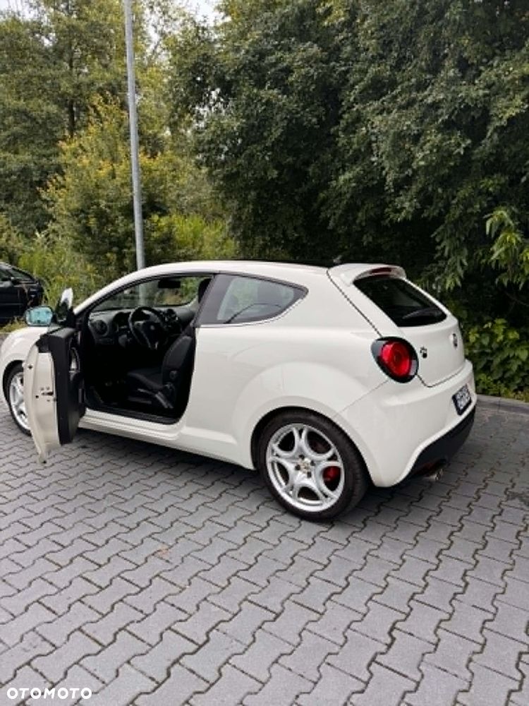 Alfa Romeo Mito 1.4 TB Distinctive - 4