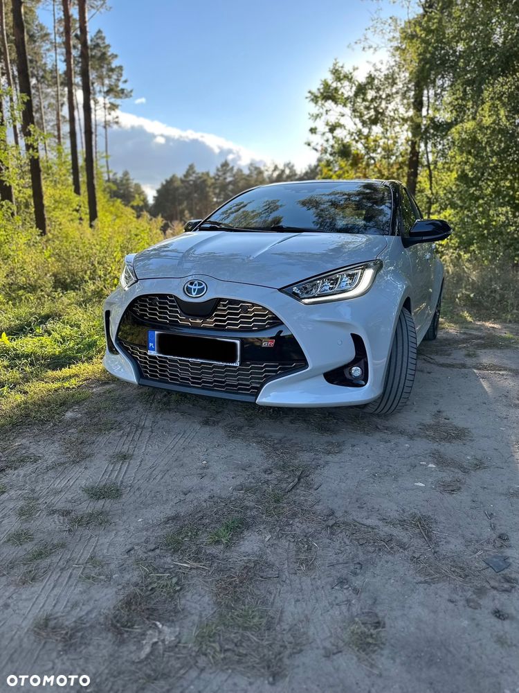 Toyota Yaris - 4