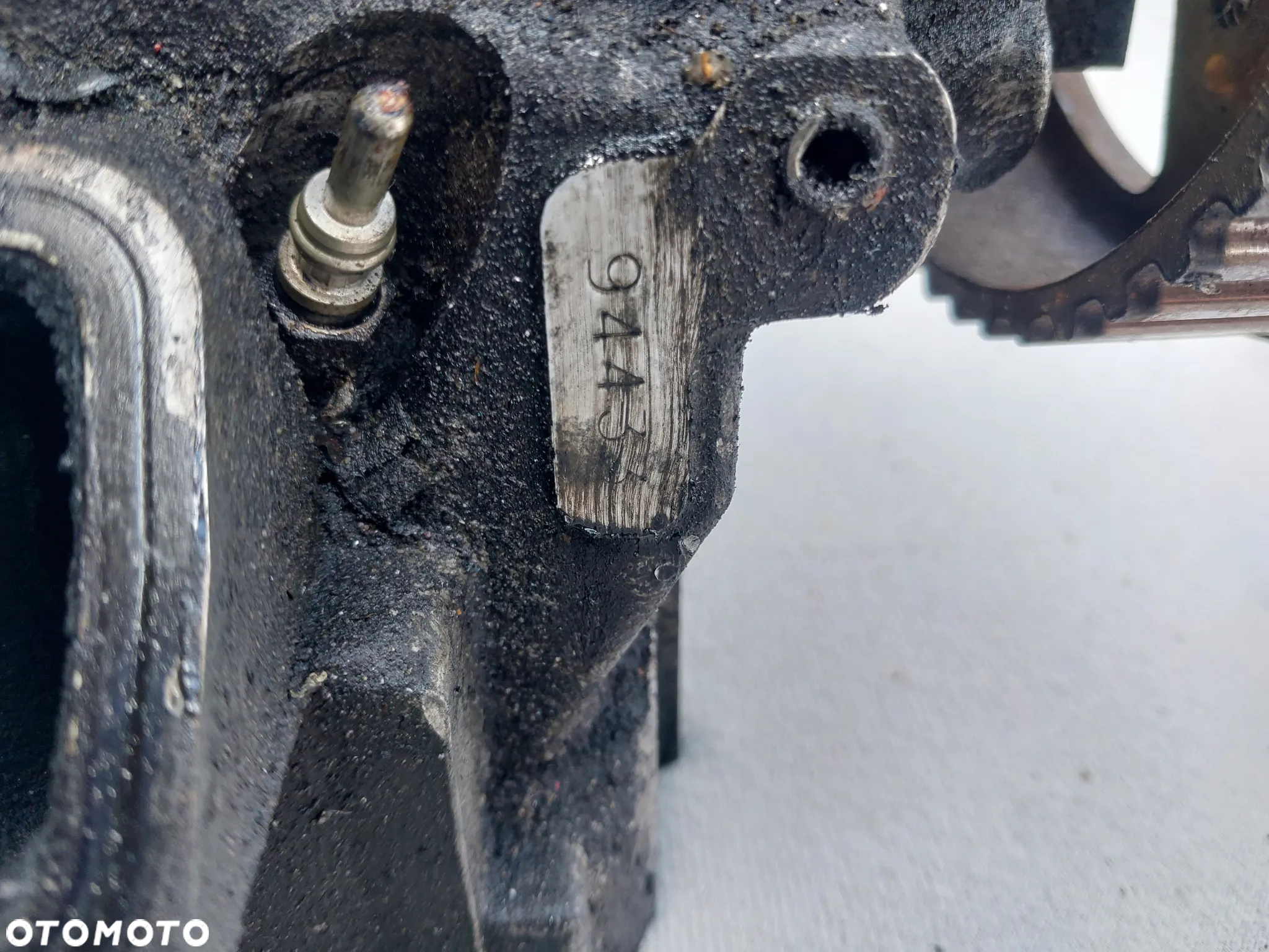 Głowica KOMPLETNA głowice silnika cylindrów 2.5 TDI 2,5 V6 AFB AKN BDG BDH BAU 150KM 163 KM 180 KM Volkswagen Passat Audi A4 A6 wtryski pokrywa wałki koło - 8