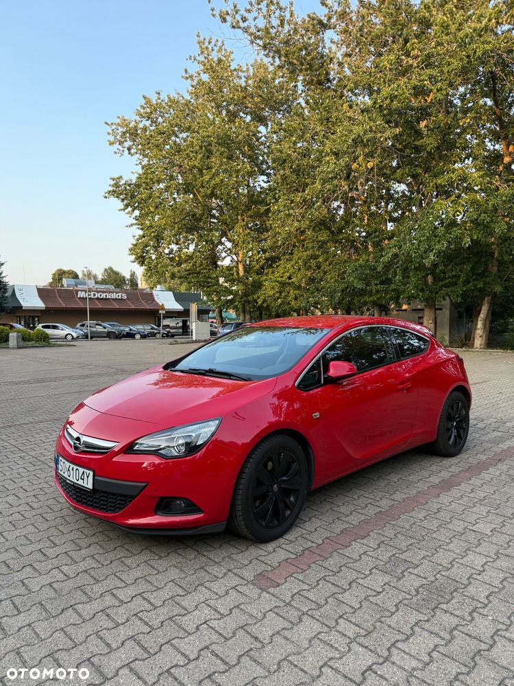 Opel Astra IV GTC 1.4 T Sport - 3