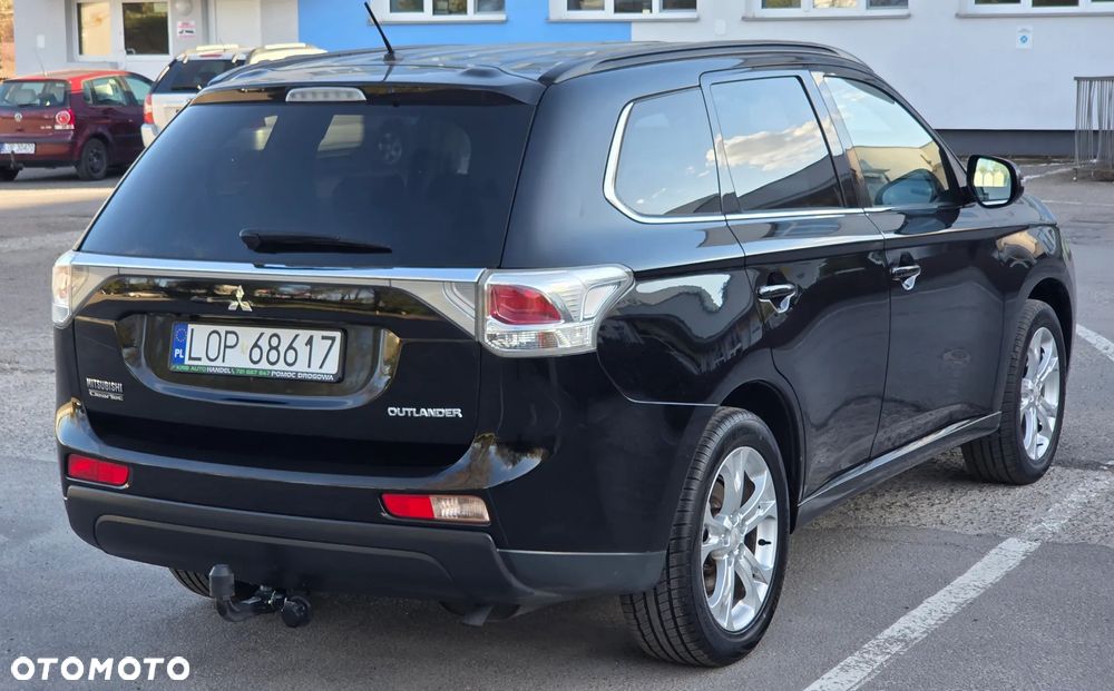 Mitsubishi Outlander 2.0 Intense + - 9