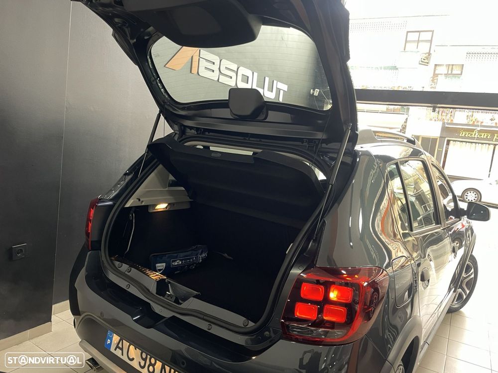 Dacia Sandero 0.9 TCe SL Stepway of Life - 32