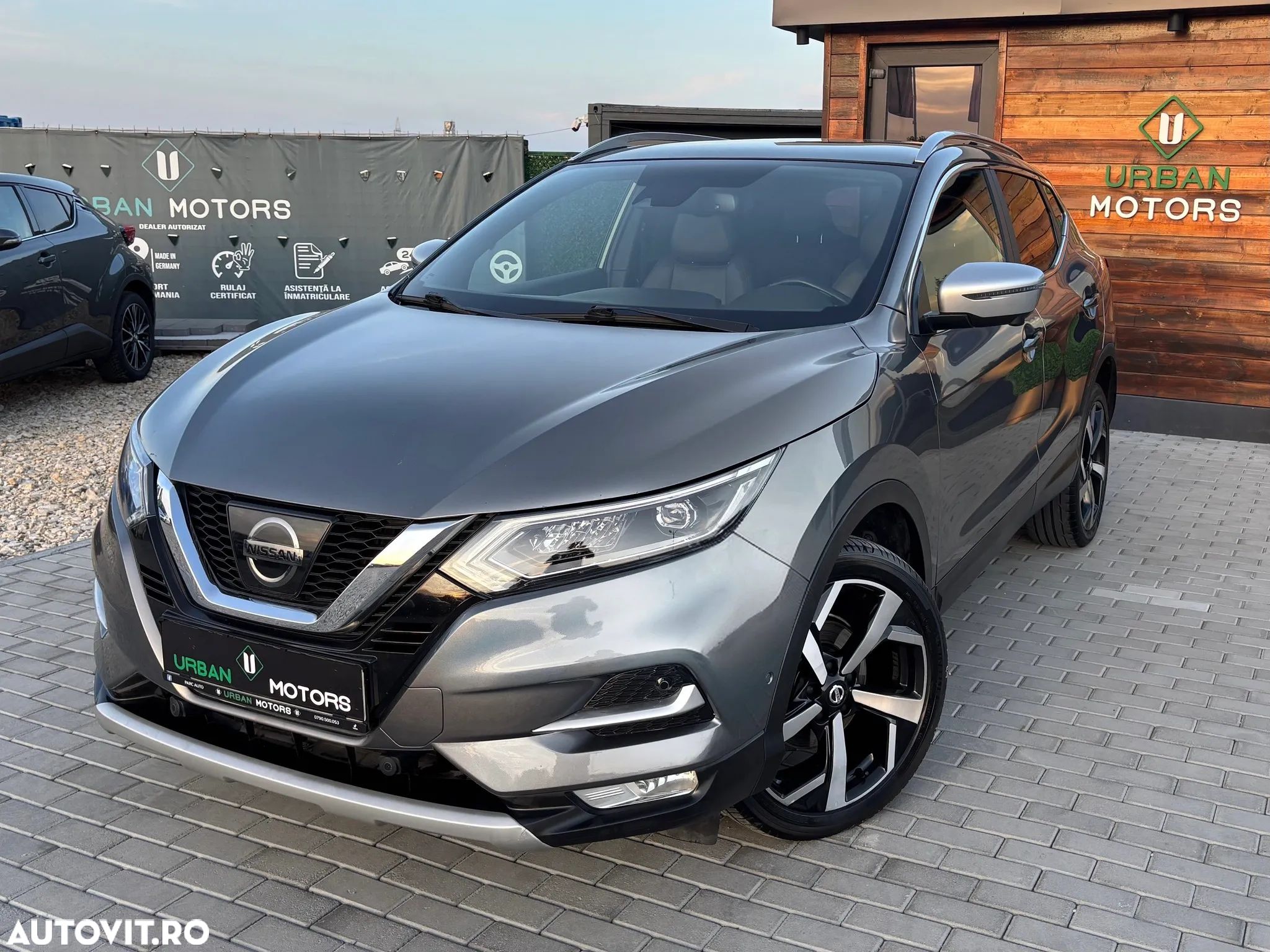 Nissan Qashqai 1.6 DCI Start/Stop 4X4-i Tekna - 1