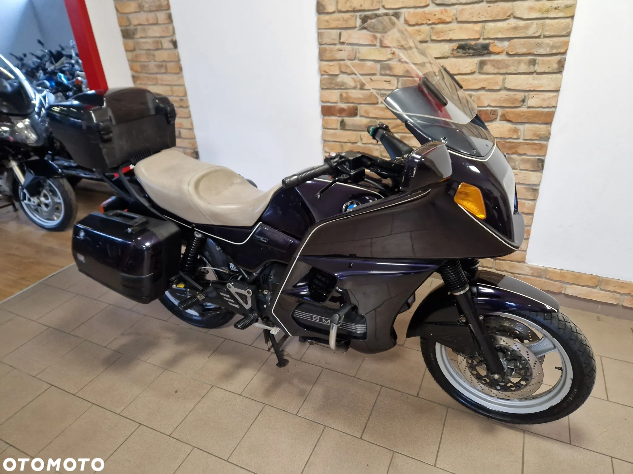 BMW LT - 32