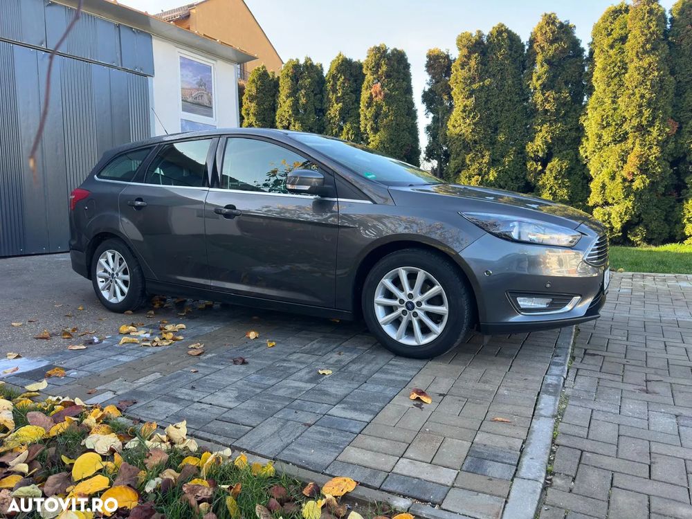 Ford Focus 1.5 EcoBlue Start-Stopp-System TITANIUM - 12