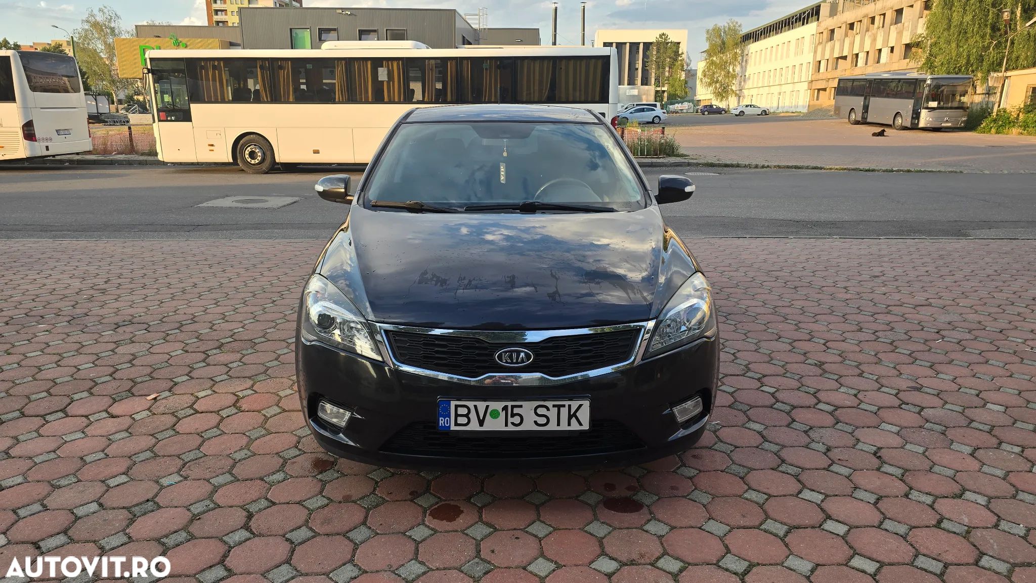 Kia Ceed - 1