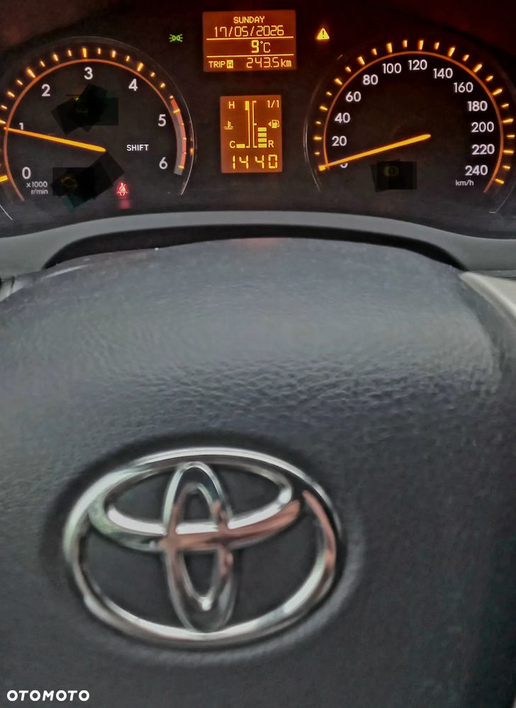 Toyota Avensis 2.2 D-4D Sol NAVI - 18