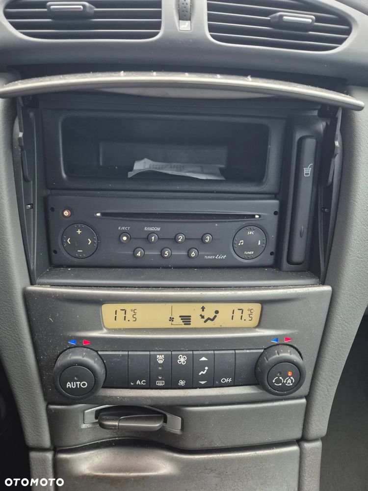 Renault Laguna - 9