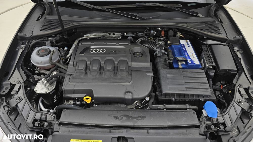 Audi A3 Sportback 1.6 TDI S tronic - 24