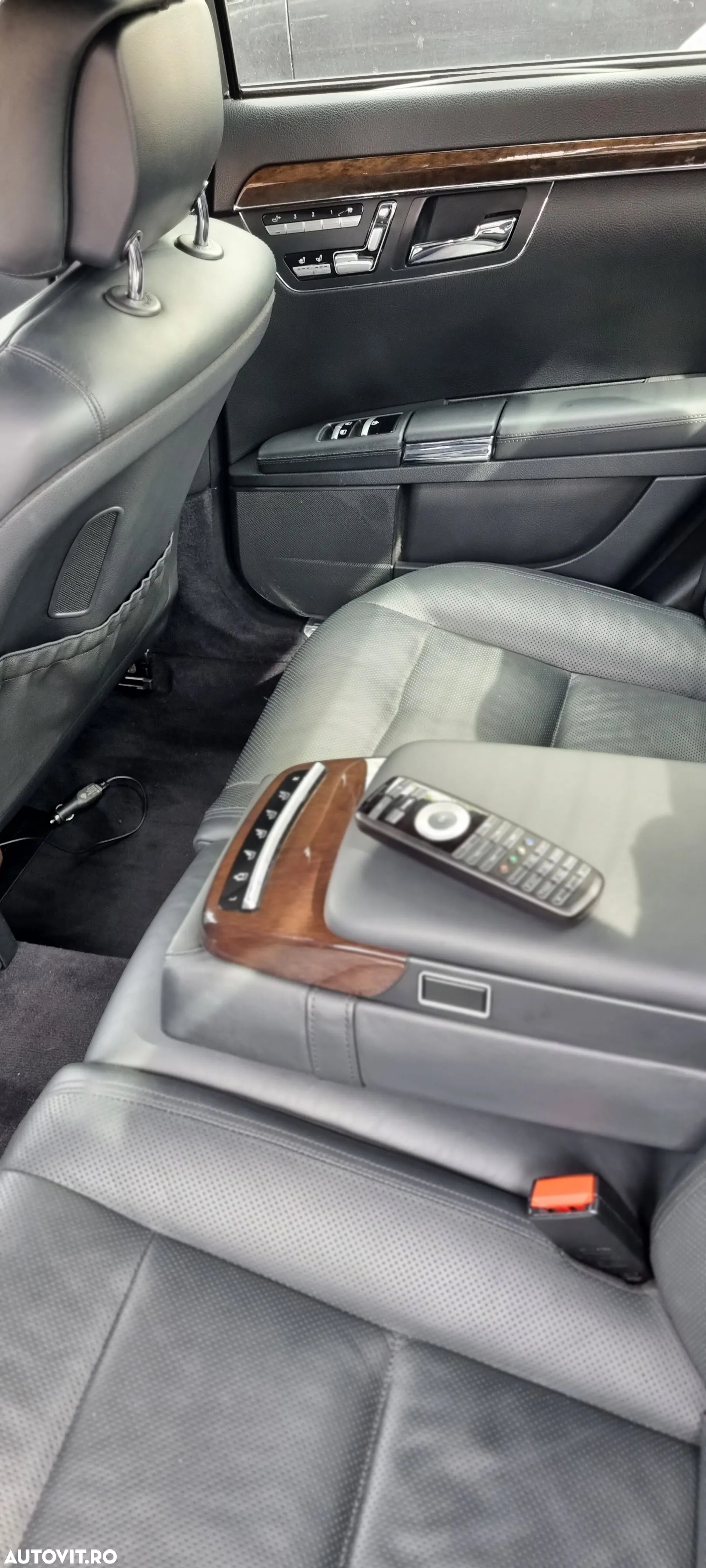 Mercedes-Benz S 400 Hybrid Aut - 12