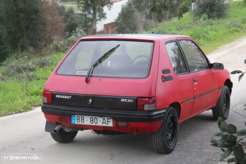 Peugeot 205 - 3