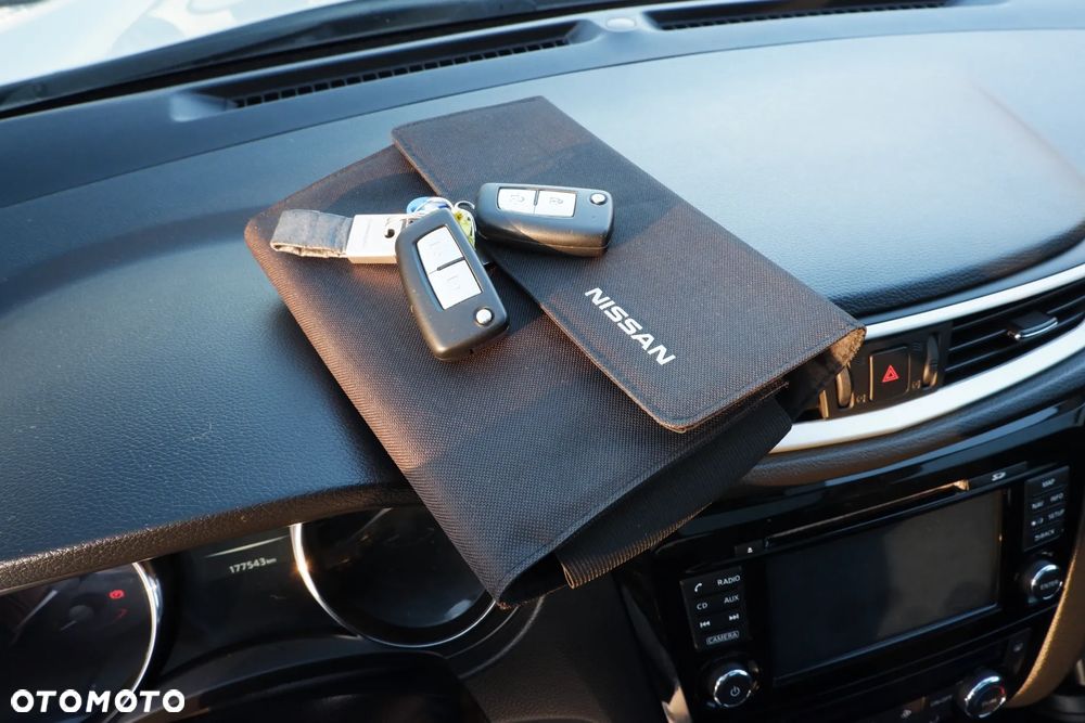 Nissan Qashqai 1.5 dCi N-Connecta - 18