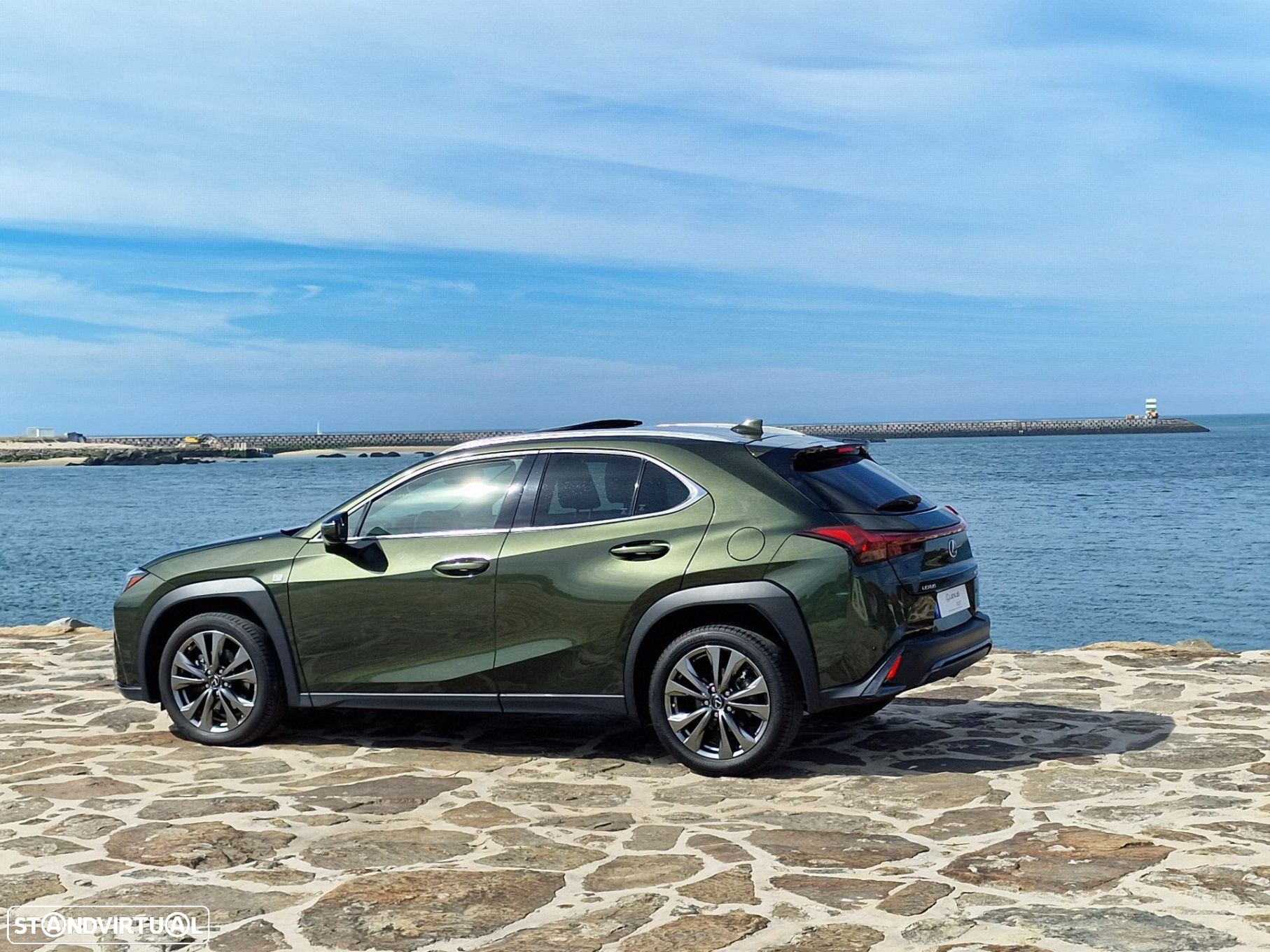 Lexus ux-250h Sport (Ecrã 12.3) - 4