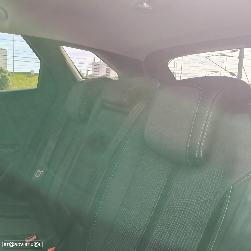 Peugeot 3008 1.5 BlueHDi Allure Pack - 11