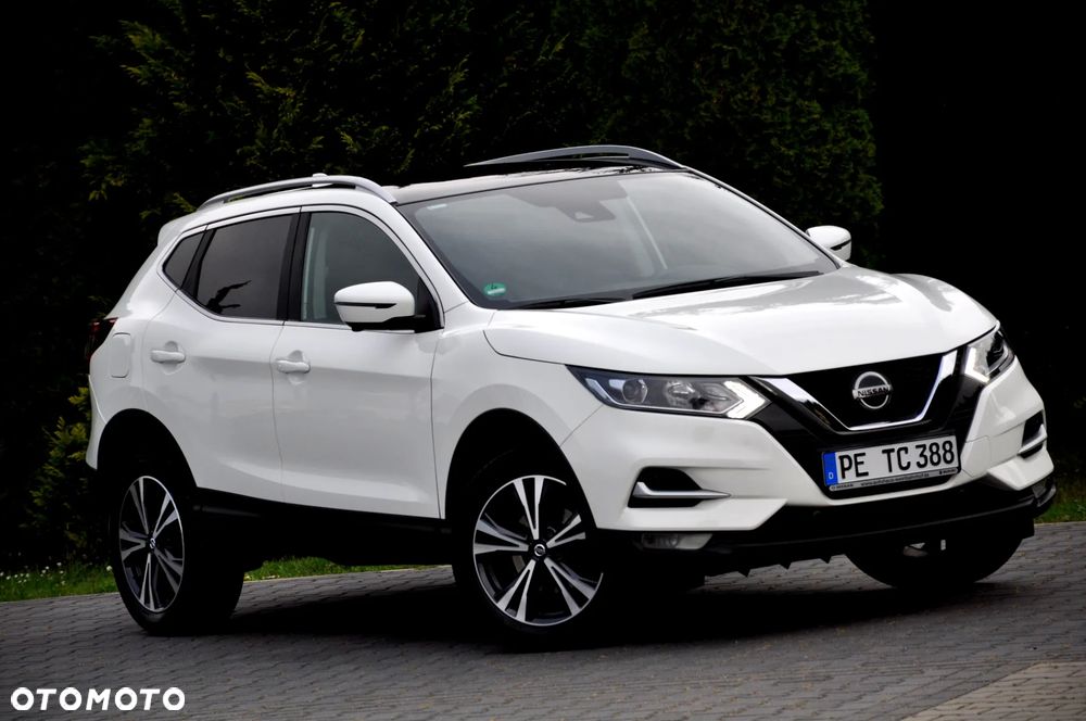 Nissan Qashqai 1.3 DIG-T AKARI - 9