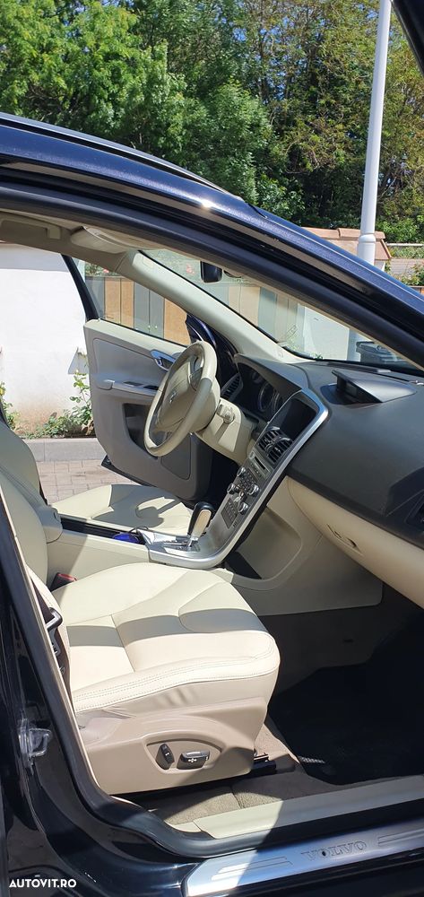 Volvo XC 60 D5 AWD Aut. - 8