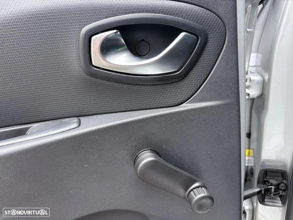 Renault Clio 0.9 TCe Limited - 55