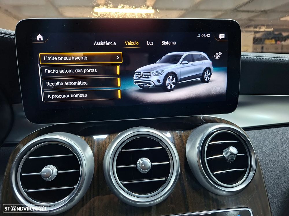Mercedes-Benz GLC 300 de 4Matic 9G-TRONIC AMG Line - 18